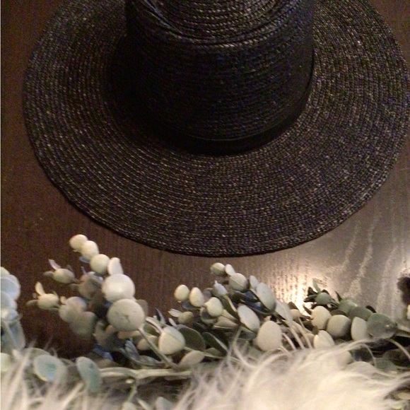 NEW! Wyeth Straw stamped boater - Picture 3 of 5